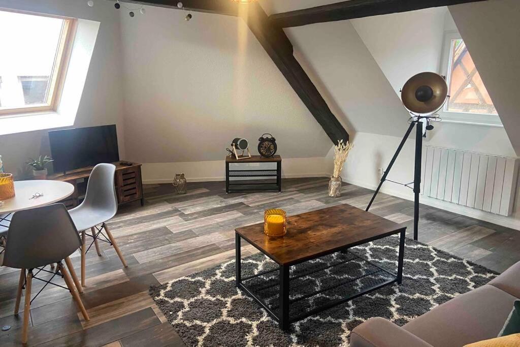 Appartement 4P Hypercentre. Place De Cathedrale Colmar Exterior foto